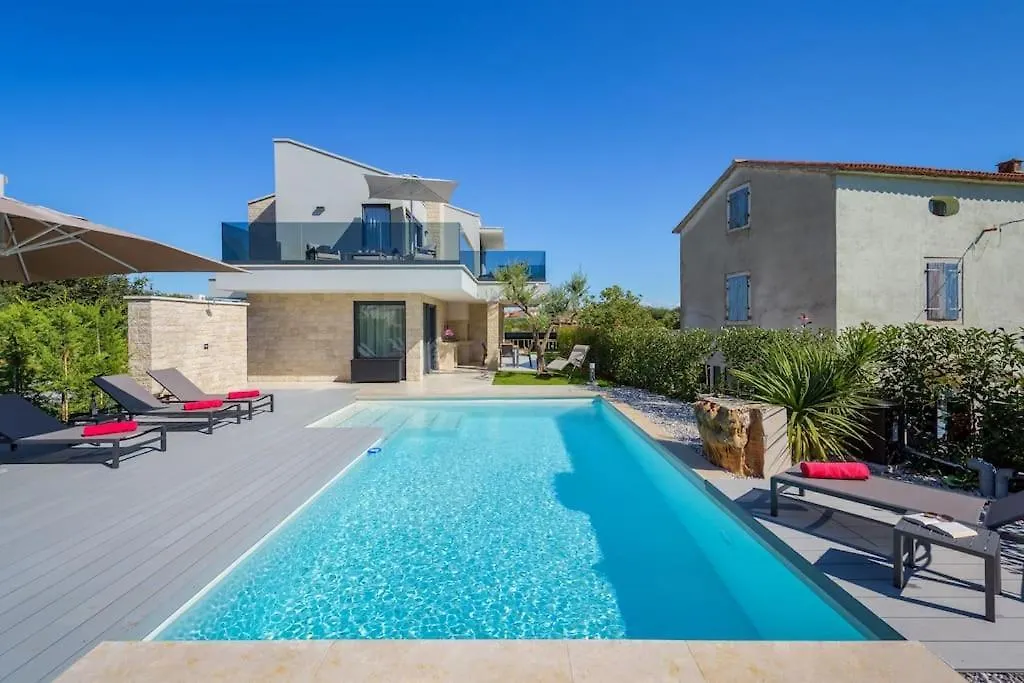 Villa Panamera Kastelir Croatia