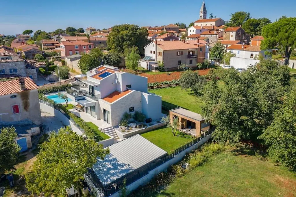 Villa Panamera Kastelir 0*,